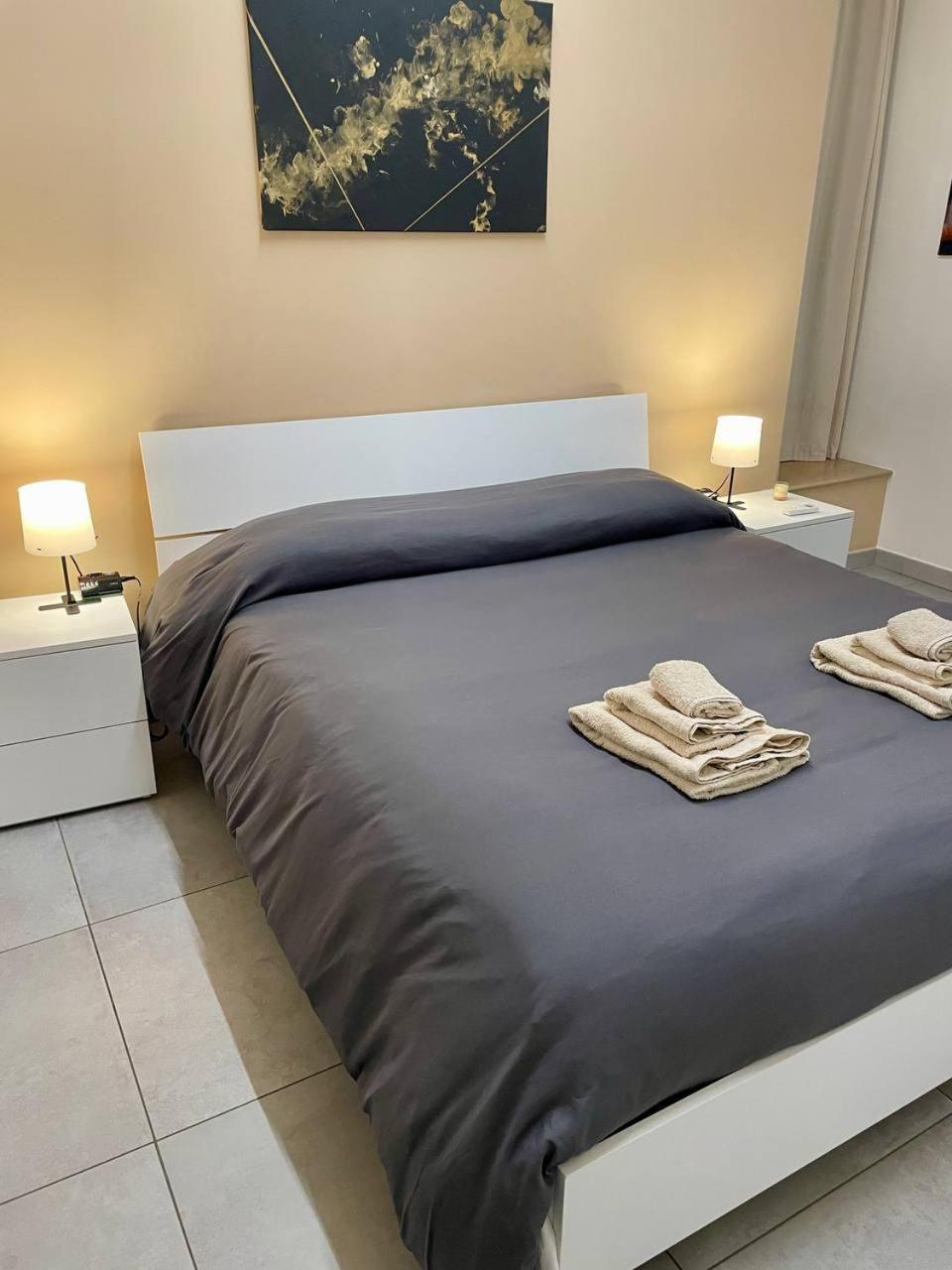 Apartamento Il Nido Di Sarah Módica Exterior foto